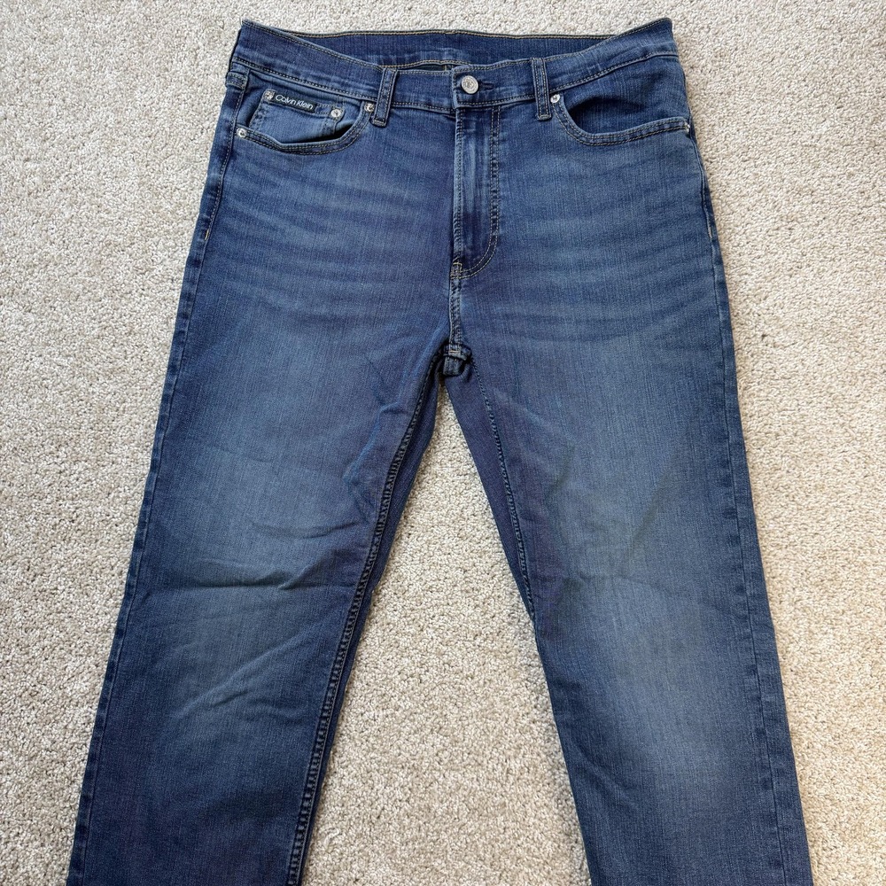Calvin Klein Jeans Mens 34x28 Medium Wash Blue Denim Regular Straight Stretch